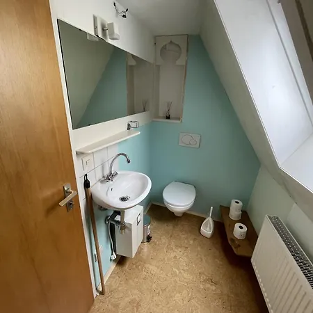 Charmantes Haus Im Herzen Weingartens منزل للإقامة *